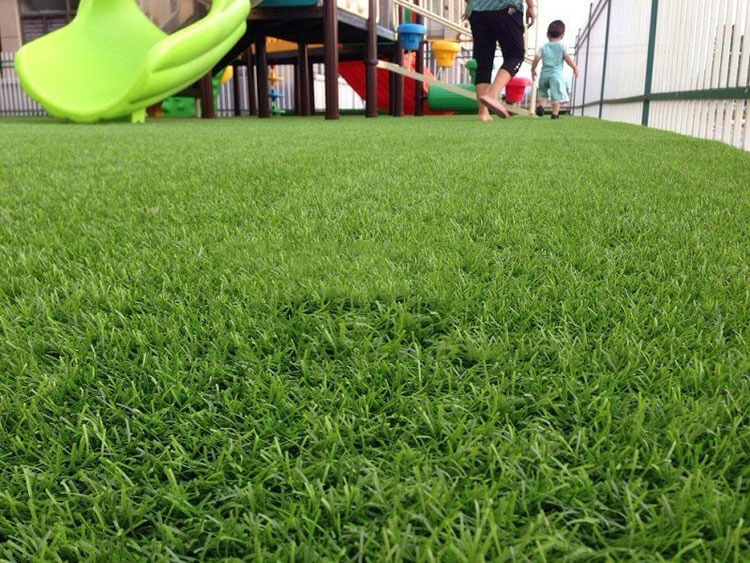 synthetic turf for yards